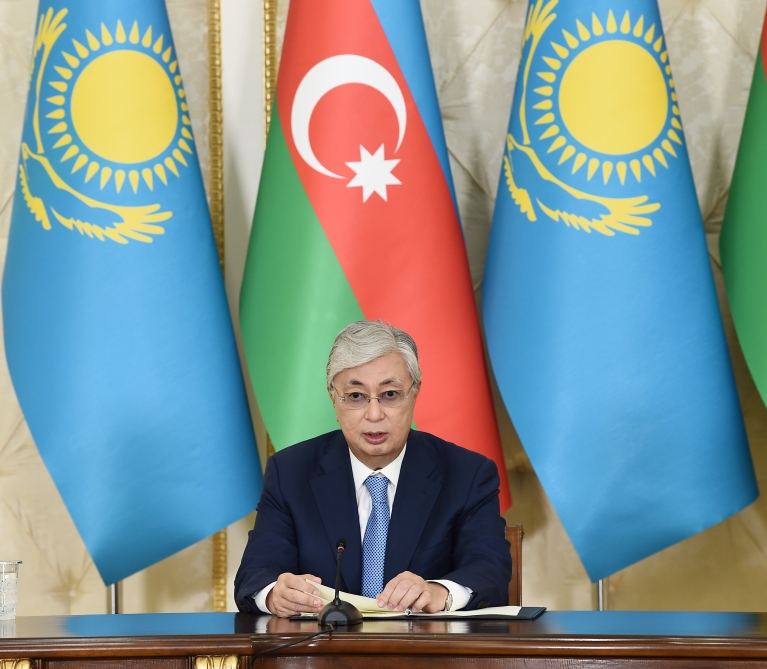 Kasım-Jomart Tokayev: Ərazi bütövlüyünü Zəfərlə bərpa edən Azərbaycan inkişafının yeni dövrünə qədəm qoyub