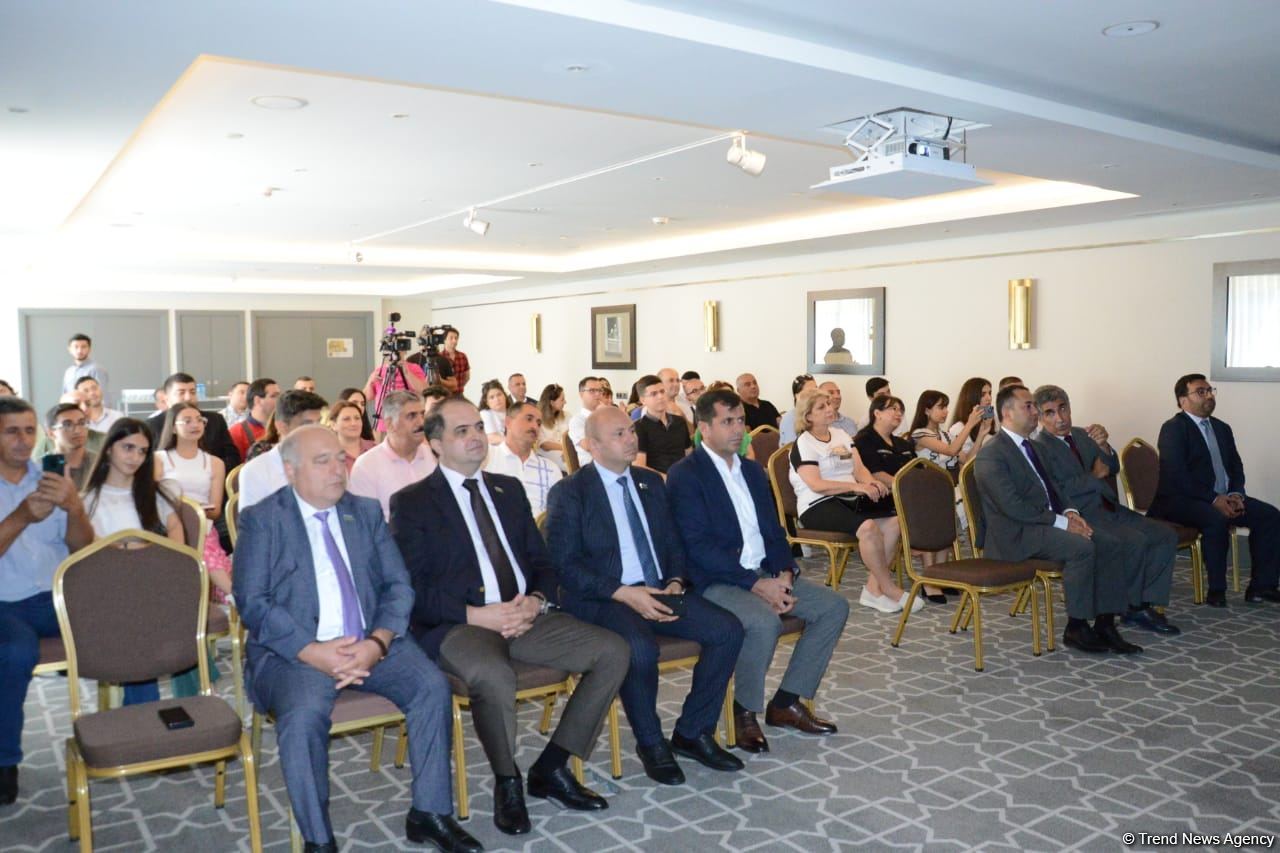 Azərbaycanda texnoloji ixtisaslar üzrə tədris alan tələbələrə dəstək göstərilir - Müşavir (FOTO)