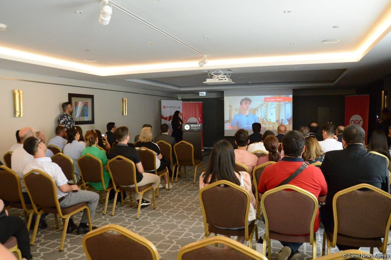 Azərbaycanda texnoloji ixtisaslar üzrə tədris alan tələbələrə dəstək göstərilir - Müşavir (FOTO)