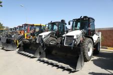 Qarabağ və Şərqi Zəngəzurda yol infrastrukturu üçün yeni maşın-mexanizmlər alınıb (FOTO)