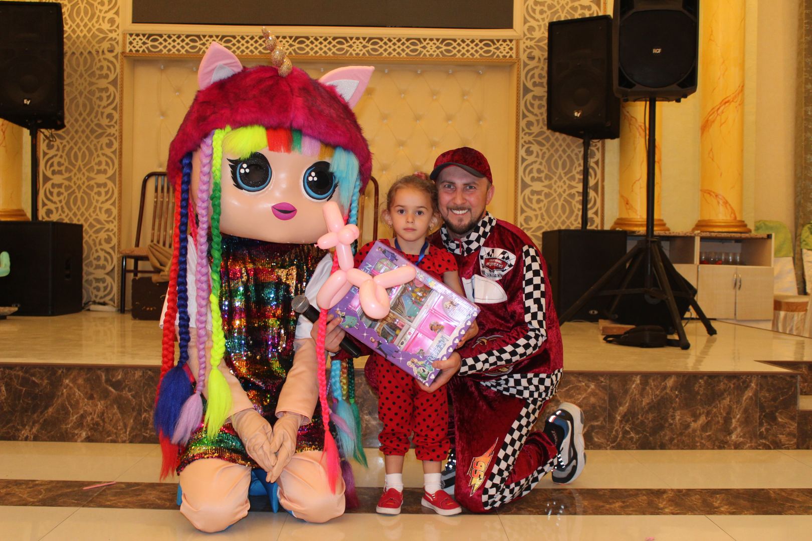 Heydər Əliyev Fondu uşaqlar üçün növbəti əyləncə tədbirləri təşkil edib (FOTO)