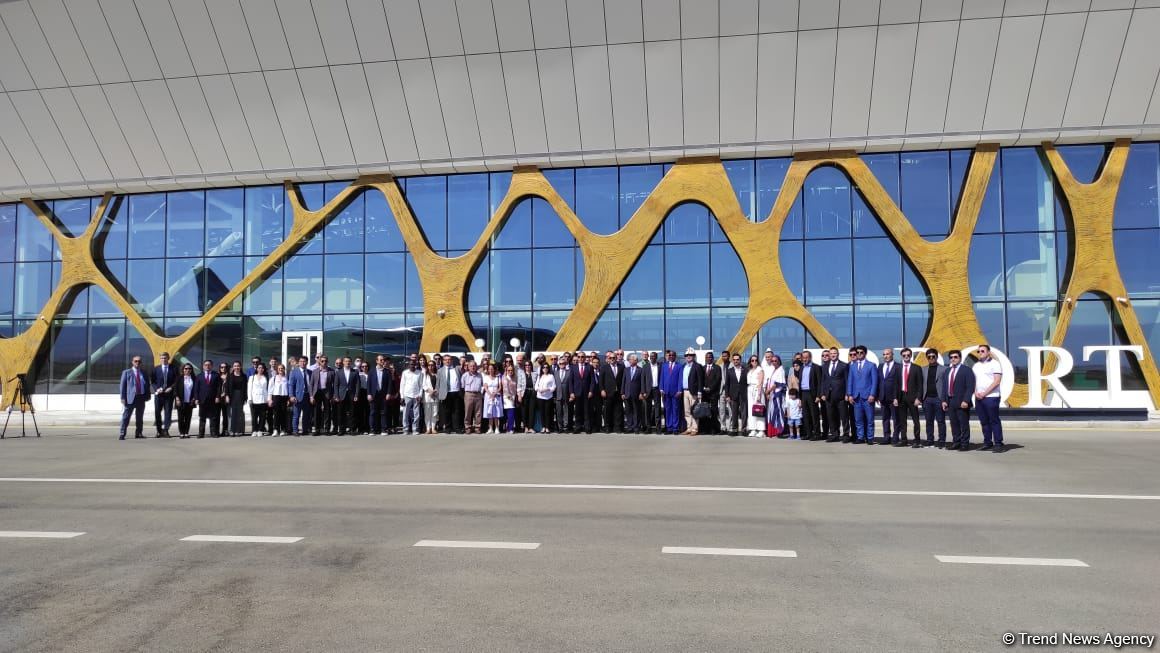 Azərbaycanda akkreditə olmuş diplomatik korpus və hərbi nümayəndələrin Şuşaya səfəri başlayıb (FOTO)