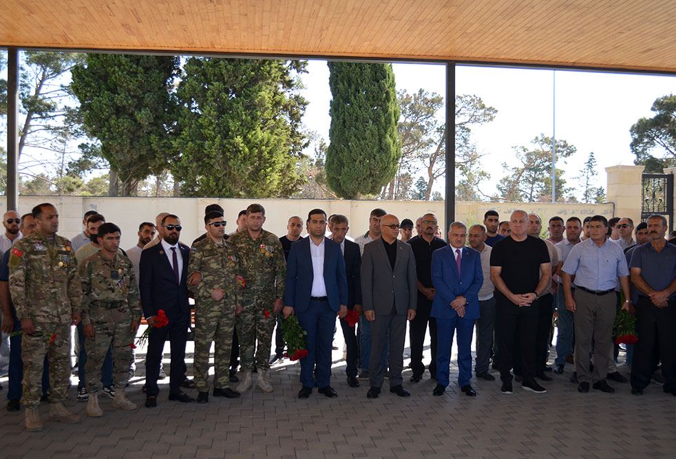 Vətən Müharibəsi Qəhrəmanı Anar Əliyevin anım mərasimi keçirilib (FOTO)