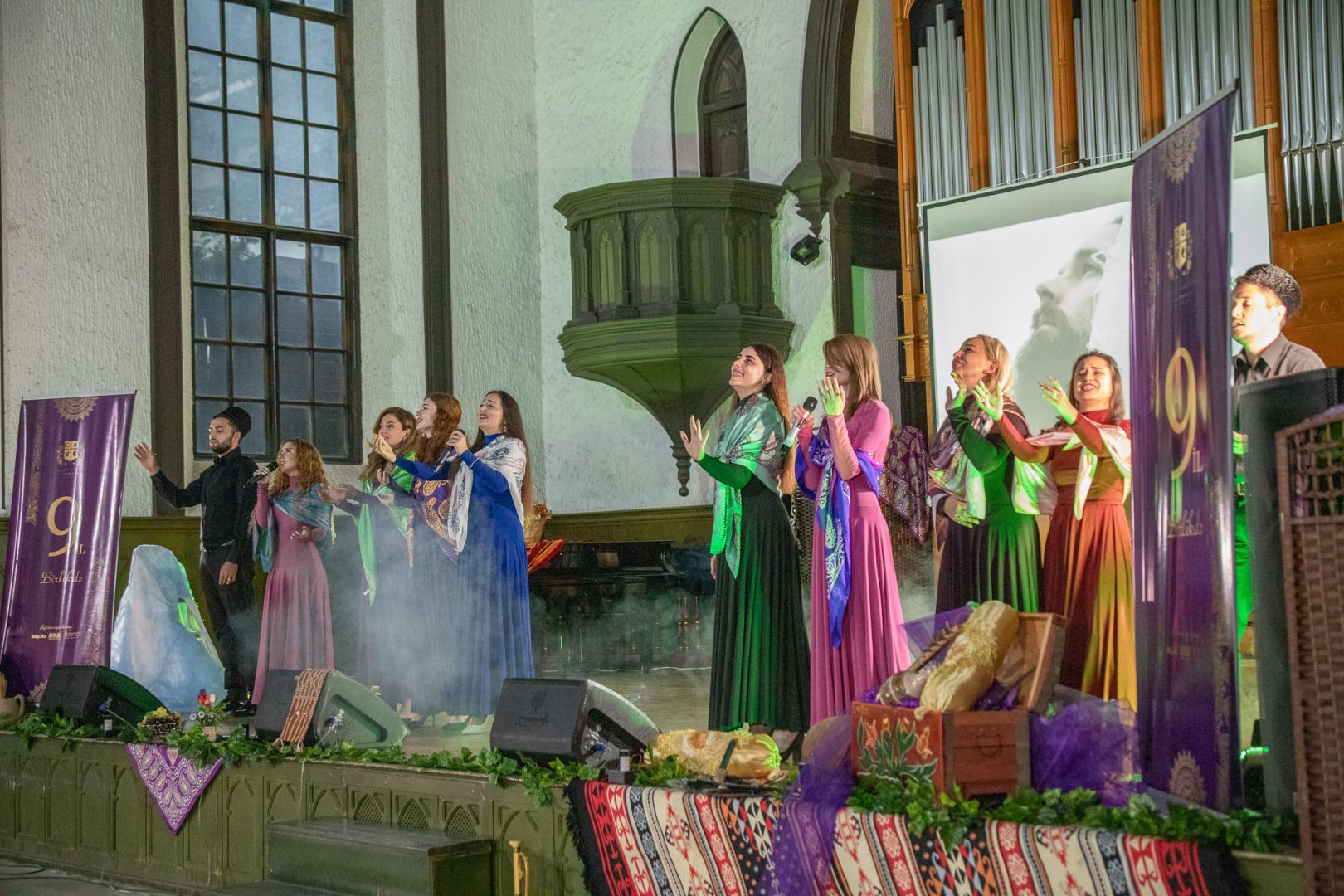 "Vineyard Azərbaycan" - xristian icmasının konserti təqdim olunub - tolerantlıq və multikulturalizmin parlaq nümunəsi (FOTO/VİDEO)