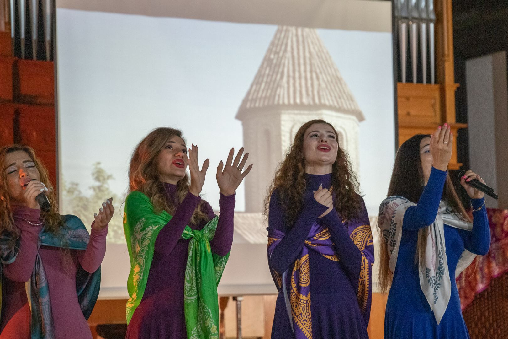 "Vineyard Azərbaycan" - xristian icmasının konserti təqdim olunub - tolerantlıq və multikulturalizmin parlaq nümunəsi (FOTO/VİDEO)
