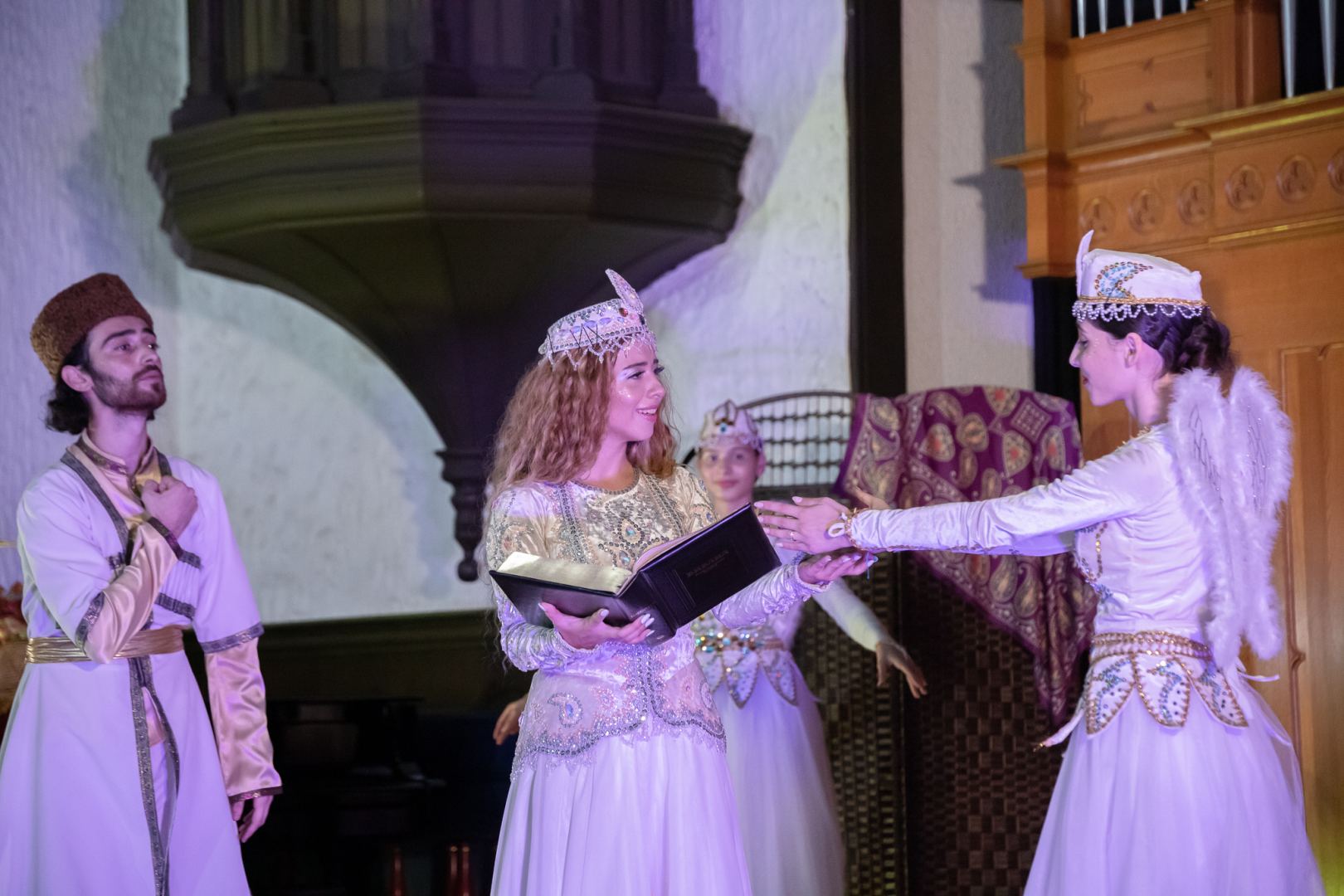 "Vineyard Azərbaycan" - xristian icmasının konserti təqdim olunub - tolerantlıq və multikulturalizmin parlaq nümunəsi (FOTO/VİDEO)