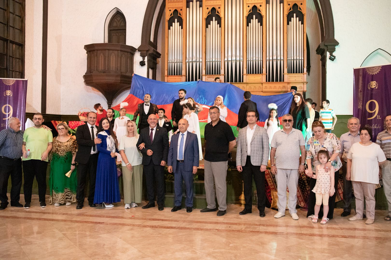"Vineyard Azərbaycan" - xristian icmasının konserti təqdim olunub - tolerantlıq və multikulturalizmin parlaq nümunəsi (FOTO/VİDEO)
