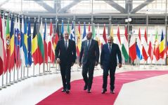 Brüsseldə Prezident İlham Əliyevin Avropa İttifaqı Şurasının Prezidenti Şarl Mişel və Ermənistanın baş naziri Nikol Paşinyan ilə görüşü keçirilib (FOTO/VİDEO) (YENİLƏNİB)