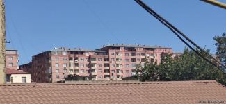 18 mərtəbəli binanın 19-cu mərtəbəsi - Yasamalda ucuz qiymətə satılan mənzillər necə tikilir? (FOTO)