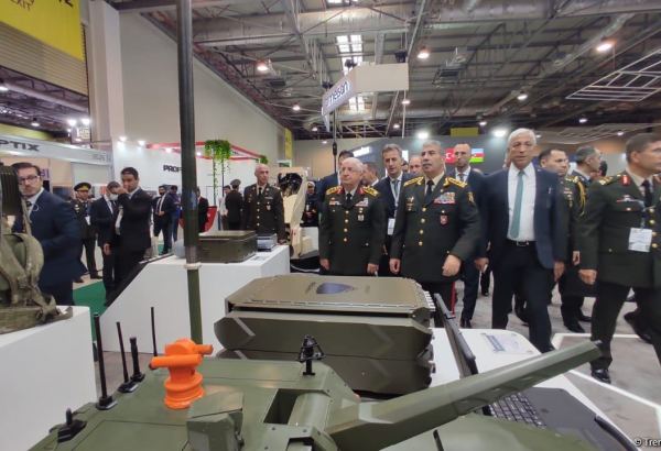 Zakir Həsənov və Yaşar Güler ADEX sərgisində olublar (FOTO)