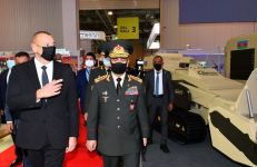 Prezident İlham Əliyev 4-cü “ADEX” və 13-cü “Securex Caspian” sərgiləri ilə tanış olub (FOTO/VİDEO) (YENİLƏNİB)