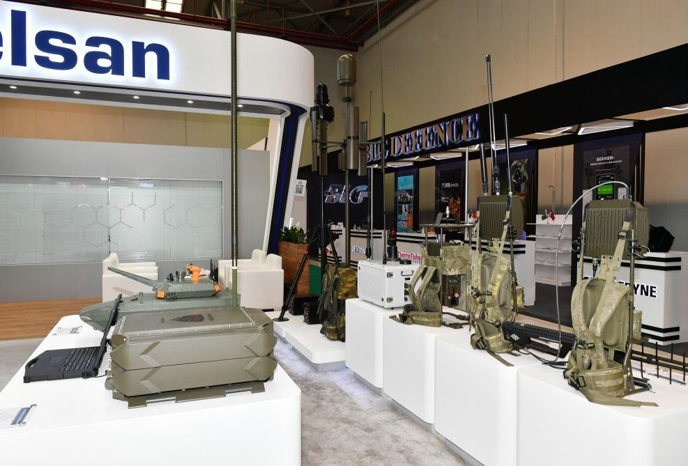 Prezident İlham Əliyev 4-cü “ADEX” və 13-cü “Securex Caspian” sərgiləri ilə tanış olub (FOTO/VİDEO) (YENİLƏNİB)