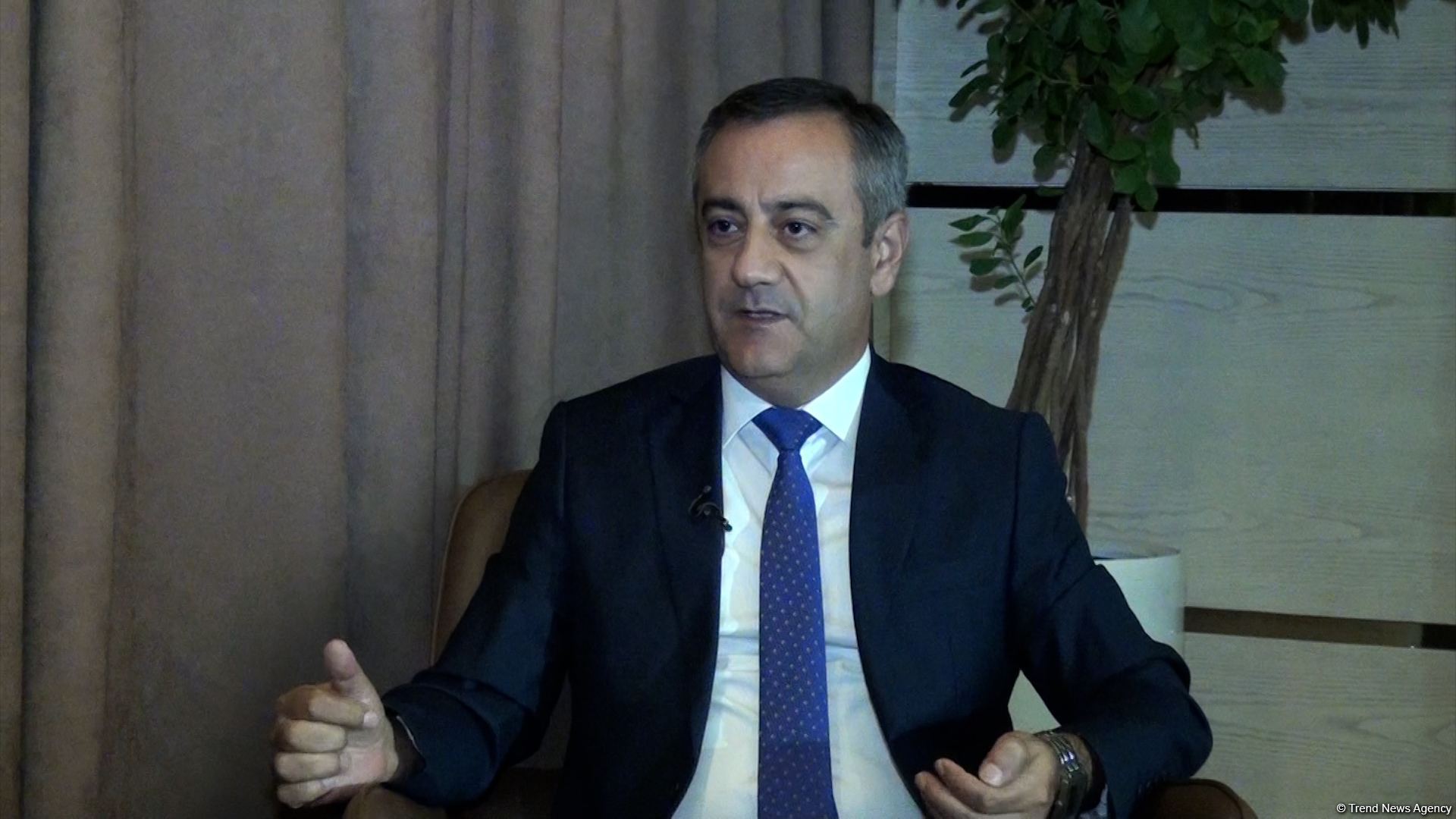 İşlərimiz uğurlu olubsa, bu, bizim komanda şəklində, bərabər çalışmağımız nəticəsində mümkün olub - Fərid Qayıbov (MÜSAHİBƏ)