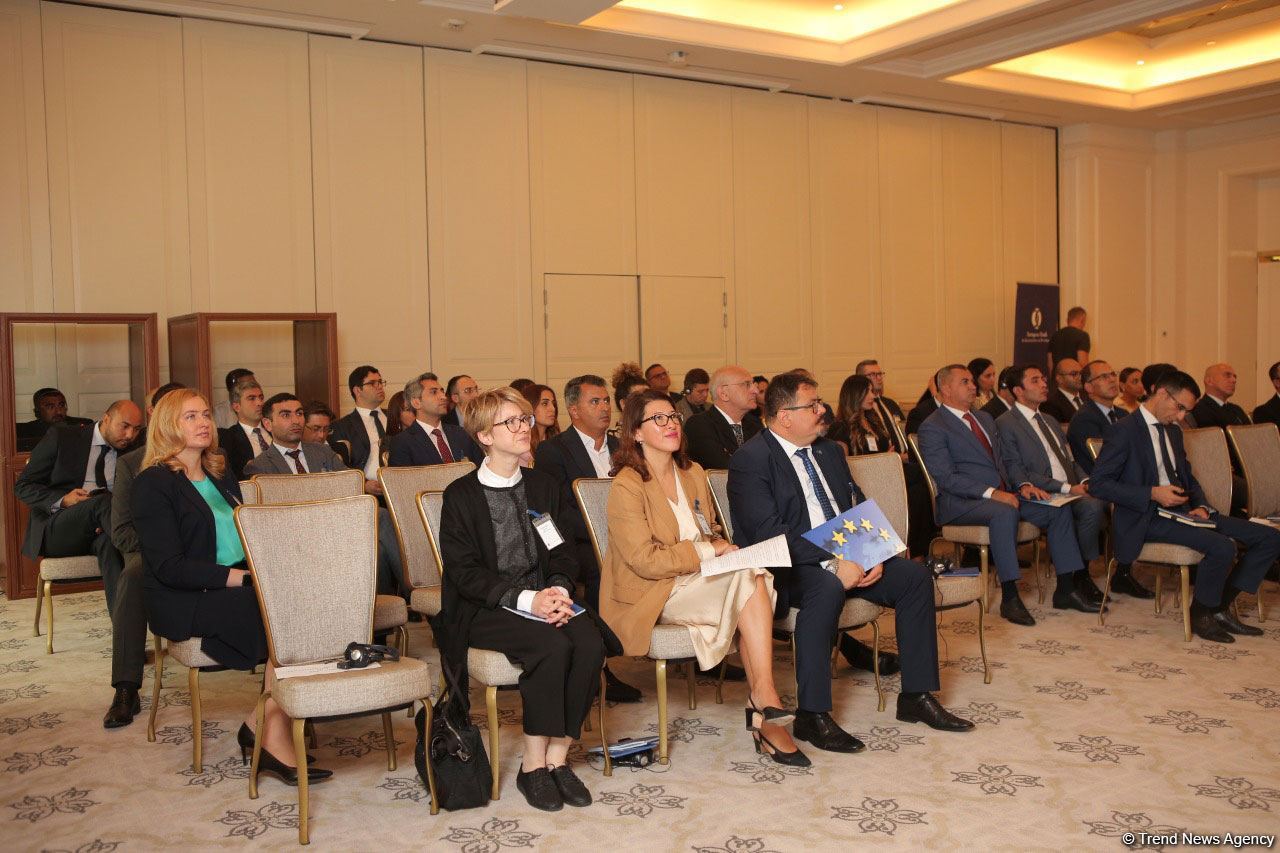 AYİB, Aİ və Türkiyə Azərbaycanın maliyyə təşkilatlarına dəstək göstərir (FOTO)