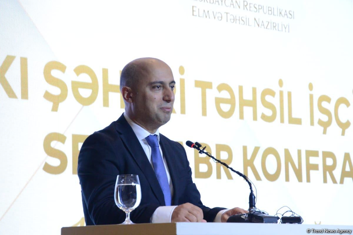 469 müəllim "anbar", "şənbə", "pambıq" sözlərini düzgün yaza bilməyib - Emin Əmrullayev