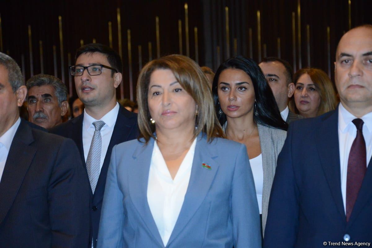 Bakı şəhəri təhsil işçilərinin sentyabr konfransı keçirilir (FOTO)