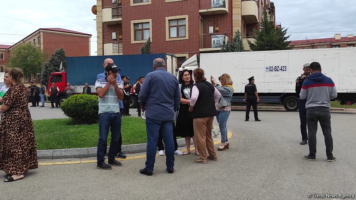 Zəngilanın Ağalı kəndinə köçürülmə davam edir (FOTO/VİDEO)