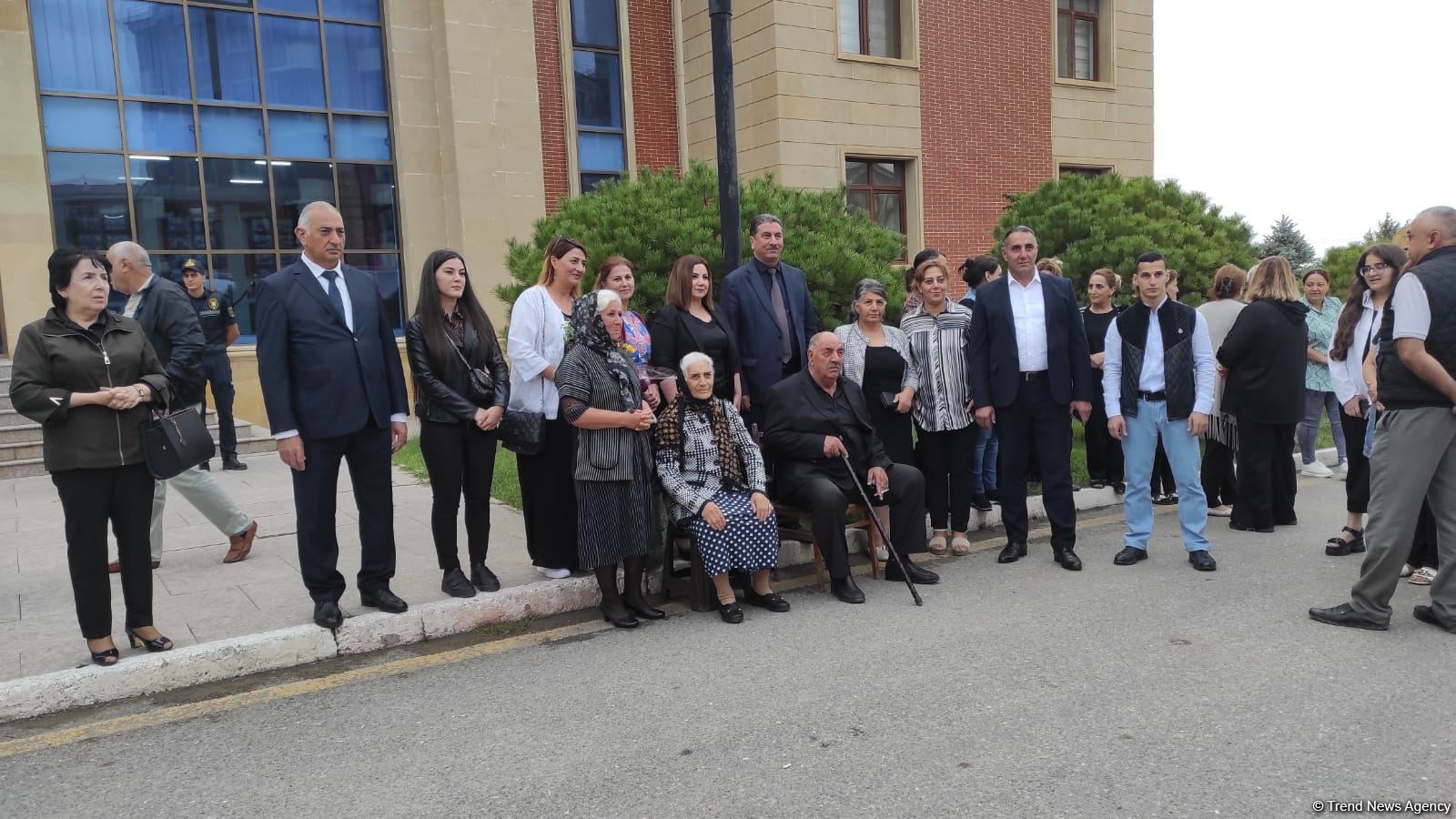 Zəngilanın Ağalı kəndinə köçürülmə davam edir (FOTO/VİDEO)