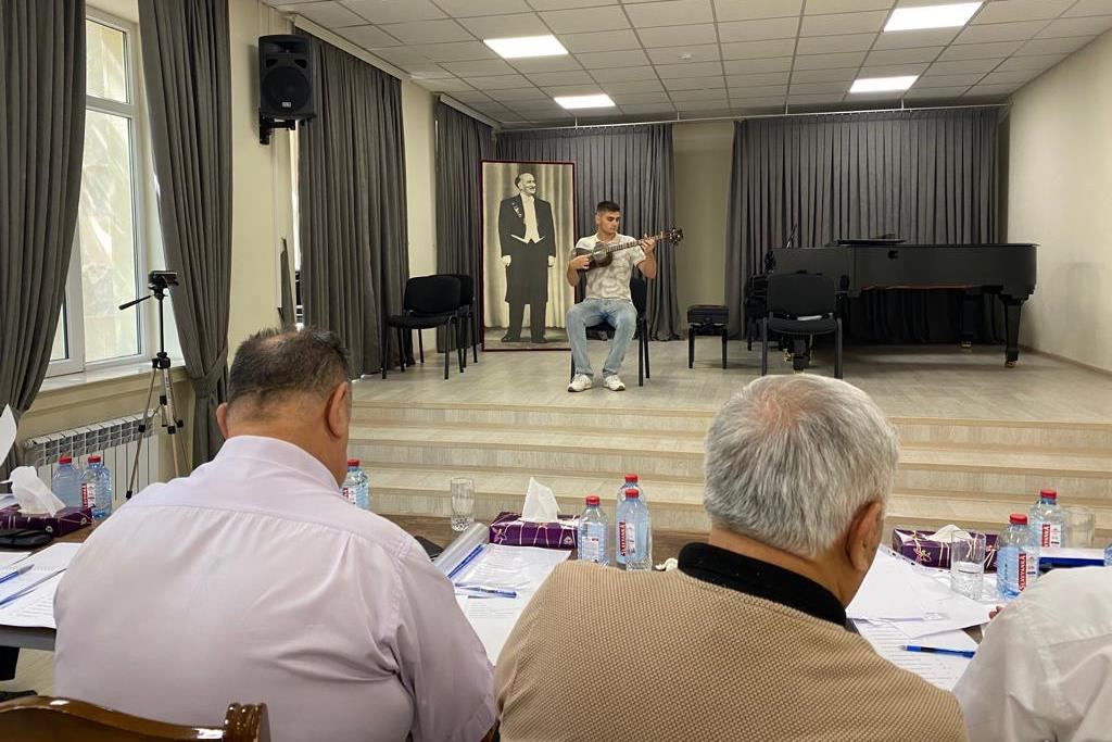Bülbül 125 “Milli Musiqi İfaçılarının Respublika Müsabiqəsi”nin seçim turları baş tutub (FOTO)