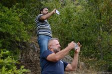 Xarici səyahətçilər Azıx mağarasını ziyarət ediblər (FOTO)