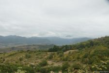 Xarici səyahətçilər Azıx mağarasını ziyarət ediblər (FOTO)