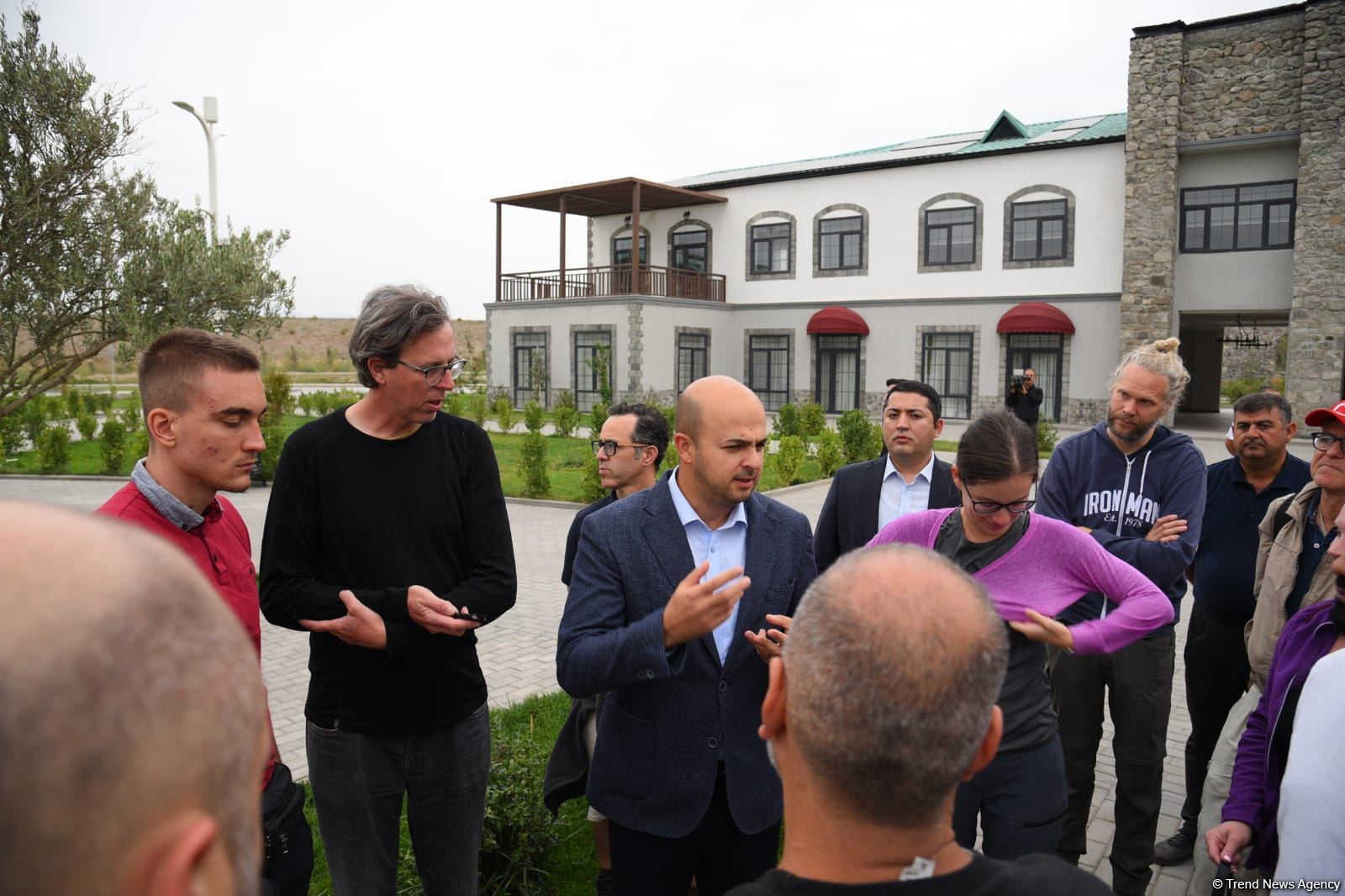 Xarici səyahətçilər Zəngilanın Ağalı kəndində olublar (FOTO)