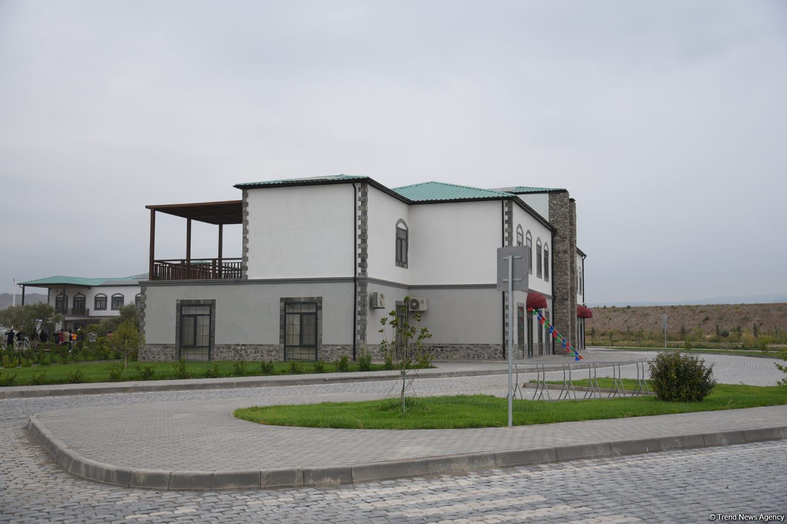 Xarici səyahətçilər Zəngilanın Ağalı kəndində olublar (FOTO)