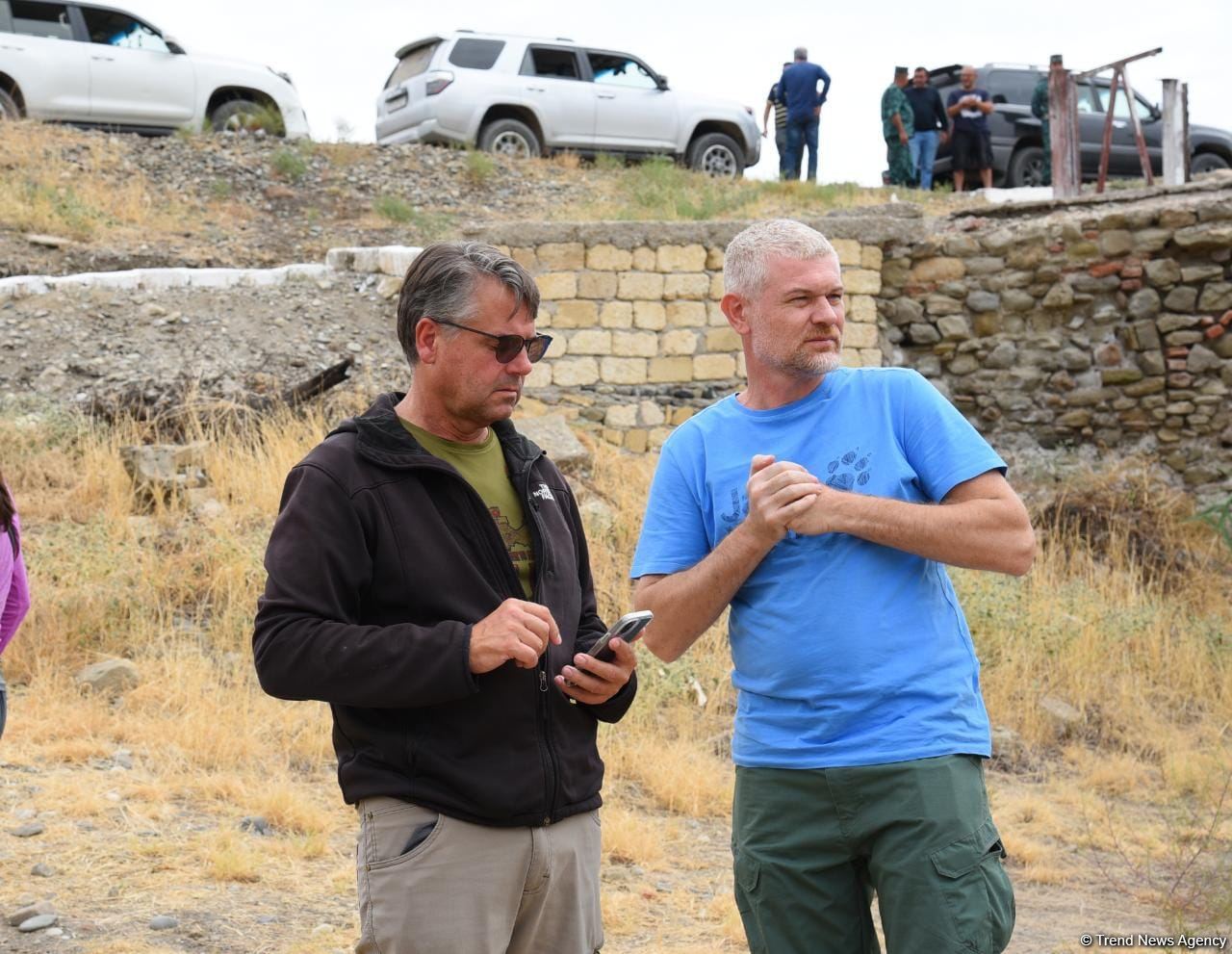 Xarici səyahətçilər Xudafərin körpüsündə olublar (FOTO)