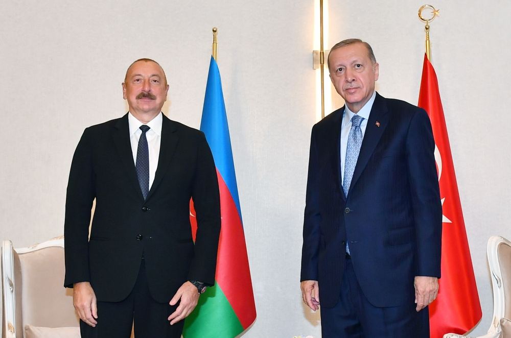 Səmərqənddə Prezident İlham Əliyevin Rəcəb Tayyib Ərdoğanla görüşü olub (FOTO/VİDEO) (YENİLƏNİB)