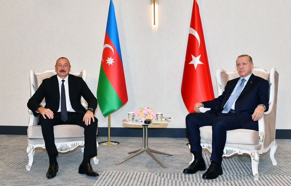 Səmərqənddə Prezident İlham Əliyevin Rəcəb Tayyib Ərdoğanla görüşü olub (FOTO/VİDEO) (YENİLƏNİB)