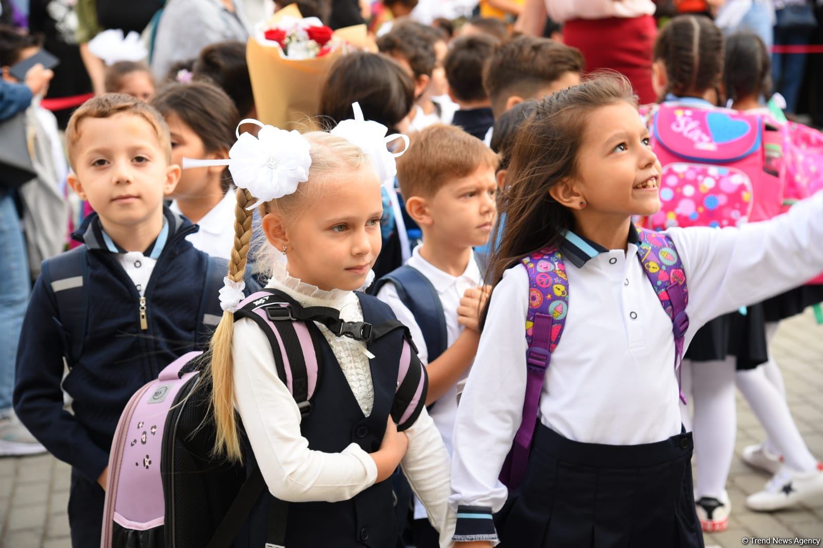 158 mindən çox uşaq məktəbə başladı - Birincilərdən FOTOREPORTAJ