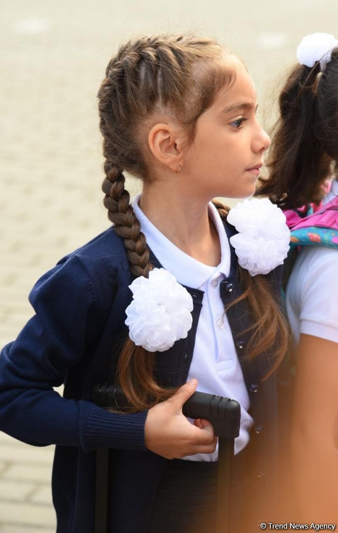 158 mindən çox uşaq məktəbə başladı - Birincilərdən FOTOREPORTAJ