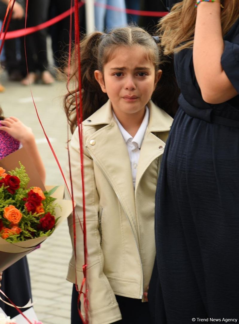 158 mindən çox uşaq məktəbə başladı - Birincilərdən FOTOREPORTAJ