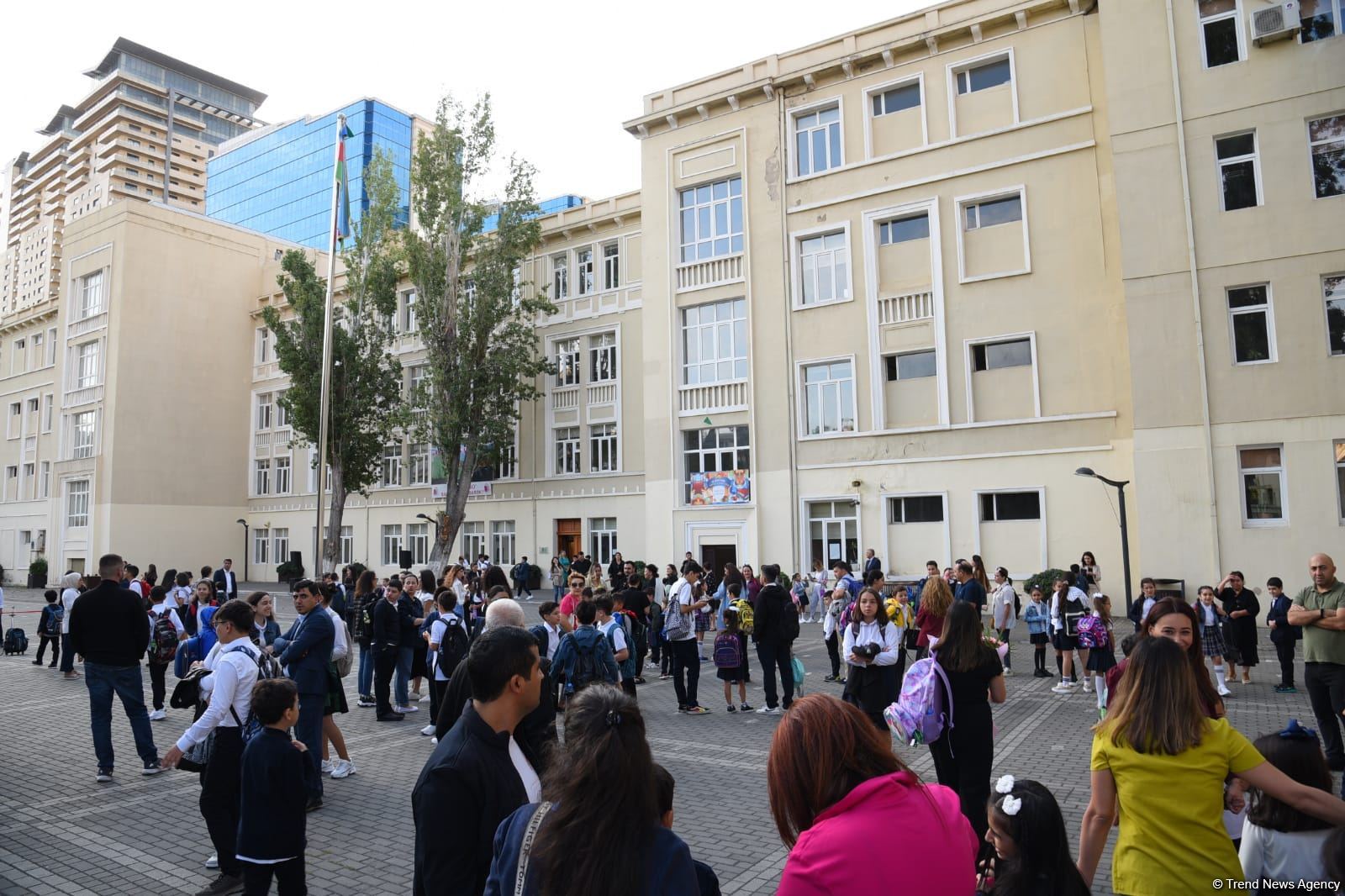 158 mindən çox uşaq məktəbə başladı - Birincilərdən FOTOREPORTAJ