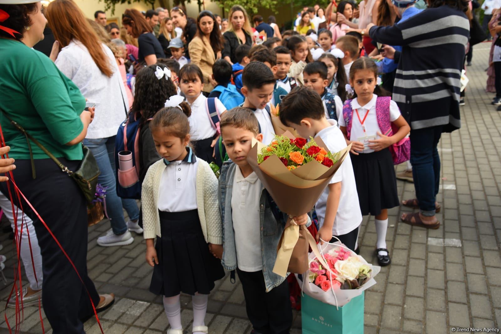 158 mindən çox uşaq məktəbə başladı - Birincilərdən FOTOREPORTAJ