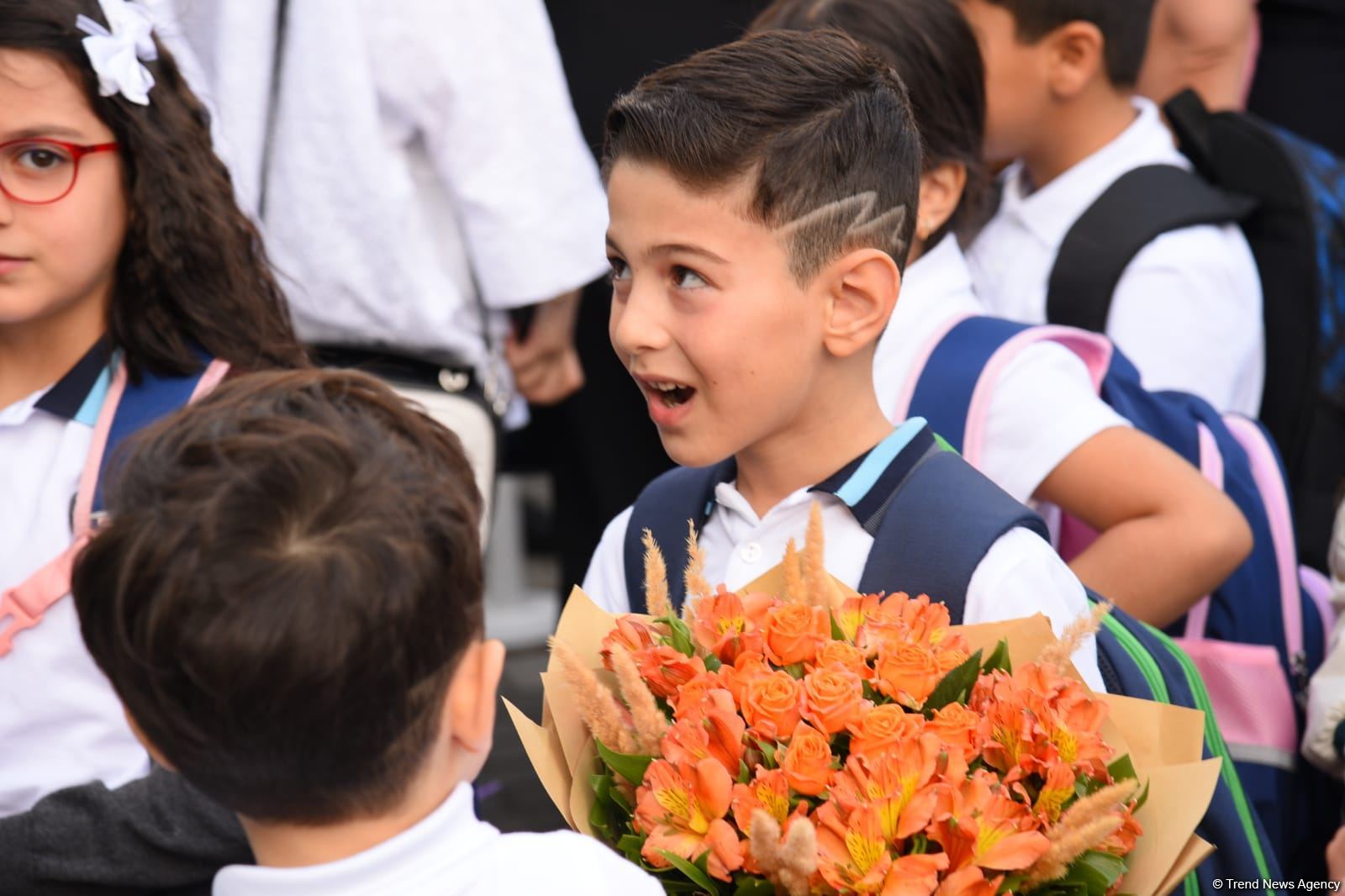 158 mindən çox uşaq məktəbə başladı - Birincilərdən FOTOREPORTAJ