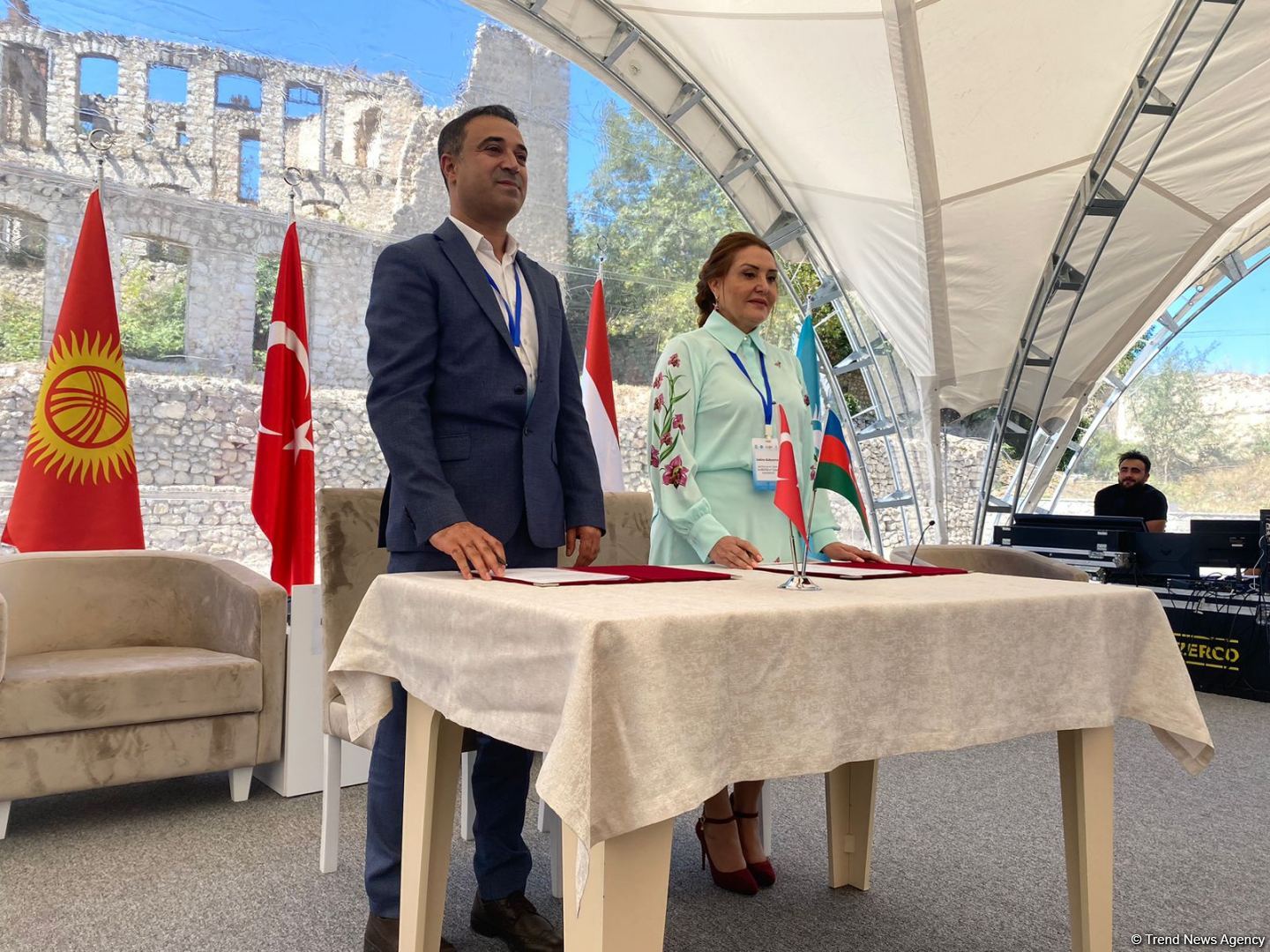 Şuşa Türk Biznesi Forumu çərçivəsində bir sıra sənədlər imzalanıb (FOTO)