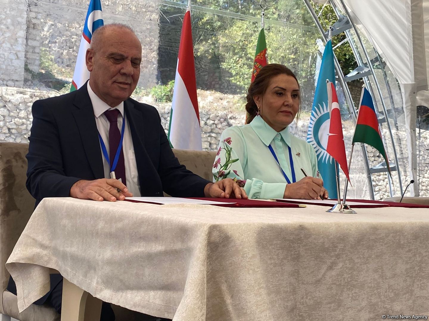 Şuşa Türk Biznesi Forumu çərçivəsində bir sıra sənədlər imzalanıb (FOTO)