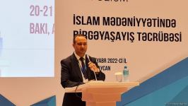 "İslam mədəniyyətində birgəyaşayış təcrübəsi” mövzusunda beynəlxalq simpozium başlayıb (FOTO)