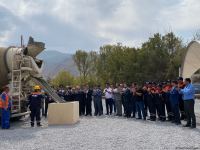 Şərqi Zəngəzur iqtisadi rayonunda İranla sərhəddə Ağbənd avtomobil yolu körpüsünün təməlqoyma mərasimi keçirilib (FOTO)