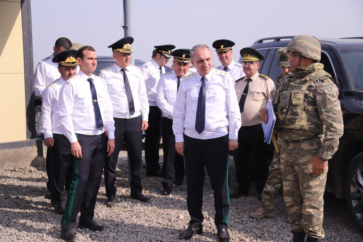 Baş prokuror işğaldan azad olunmuş ərazilərdə xidmət aparan hərbi hissələrdə olub (FOTO)