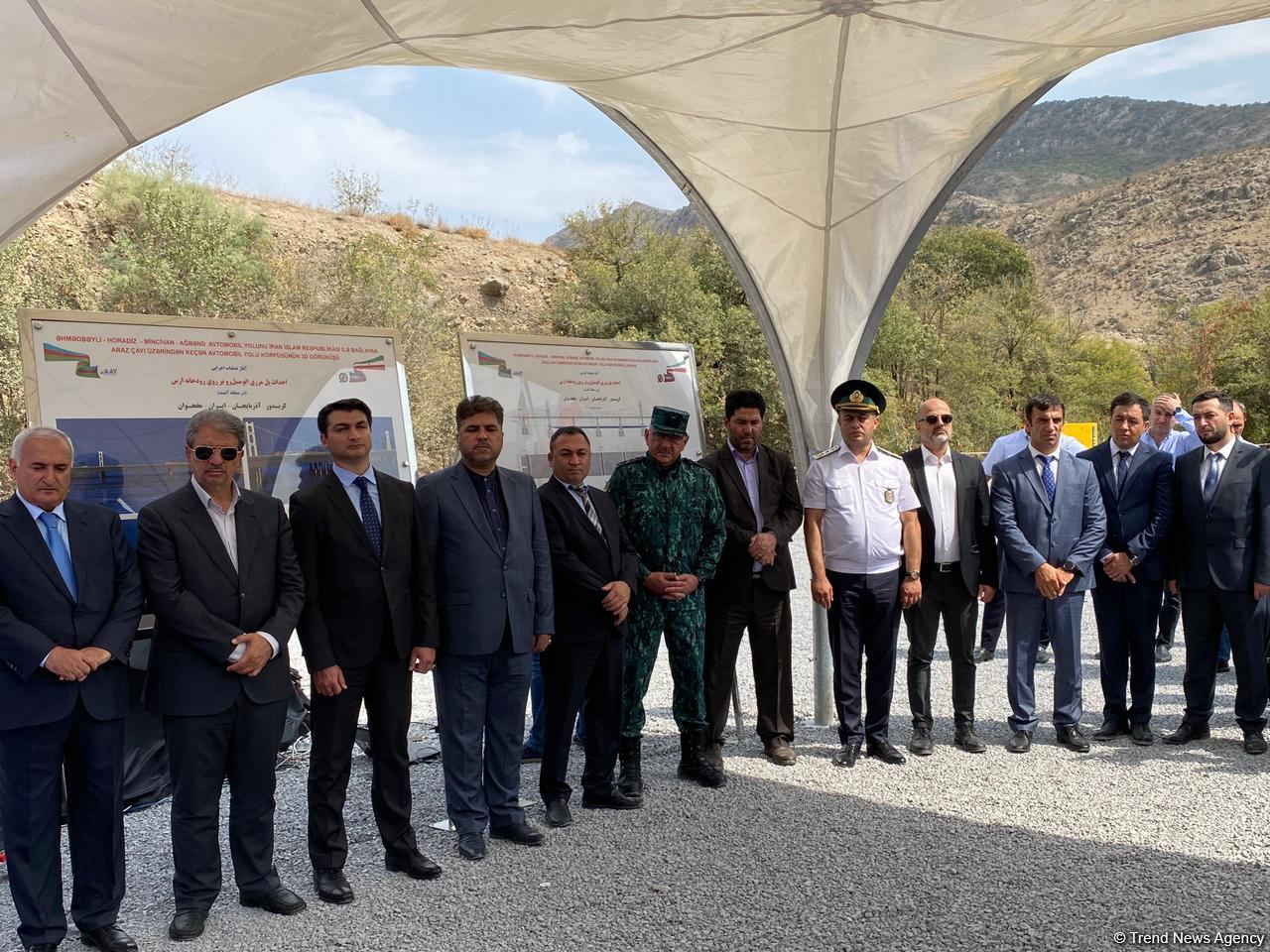 Şərqi Zəngəzur iqtisadi rayonunda İranla sərhəddə Ağbənd avtomobil yolu körpüsünün təməlqoyma mərasimi keçirilib (FOTO)