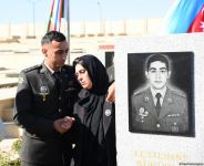 Azərbaycan xalqı qəhrəman şəhidlərini anır (FOTO)