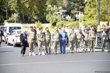 Azərbaycan xalqı qəhrəman şəhidlərini anır (FOTO)