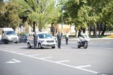 Vətən Müharibəsi şəhidlərinin xatirəsi bütün ölkə ərazisində bir dəqiqəlik sükutla yad edilib (FOTO/VİDEO)
