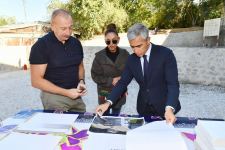 Prezident İlham Əliyev və Birinci xanım Mehriban Əliyeva Şuşada yeni inşa olunan bir sıra obyektlərdə işlərin gedişi ilə tanış olublar (FOTO)