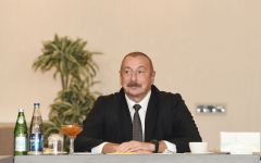 Prezident İlham Əliyev Sofiyada Bolqarıstanın biznes dairələrinin nümayəndələri ilə görüşüb (FOTO/VİDEO) (YENİLƏNİB)