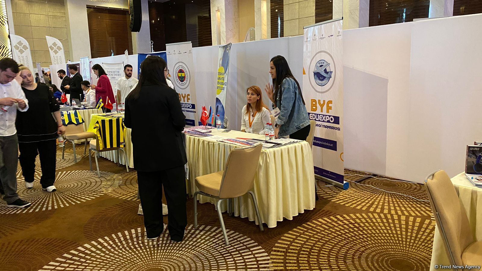 Bakıda "BYF EduExpo 2022" təhsil sərgisi işə başlayıb (FOTO)