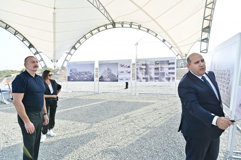 Prezident İlham Əliyev və Birinci xanım Mehriban Əliyeva Ağdamda keçmiş məcburi köçkünlər üçün inşa olunacaq yaşayış məhəlləsinin təməlqoyma mərasimində iştirak ediblər (YENİLƏNİB) (FOTO/VİDEO)