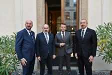 Praqada Prezident İlham Əliyevin Fransa Prezidenti, Avropa İttifaqı Şurasının Prezidenti və Ermənistanın baş naziri ilə görüşü keçirilib (FOTO/VİDEO) (YENİLƏNİB)